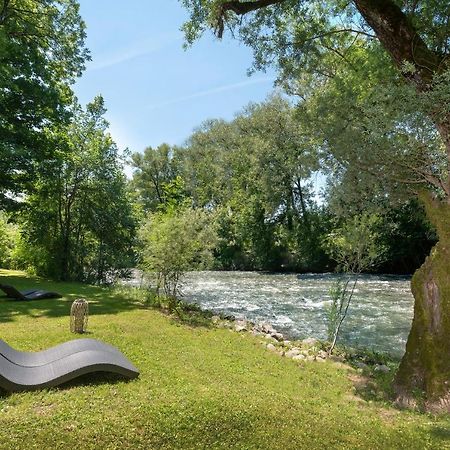 Logis Hotel Restaurant Les 2 Rives - A75, En Bordure De Riviere Banassac Kültér fotó