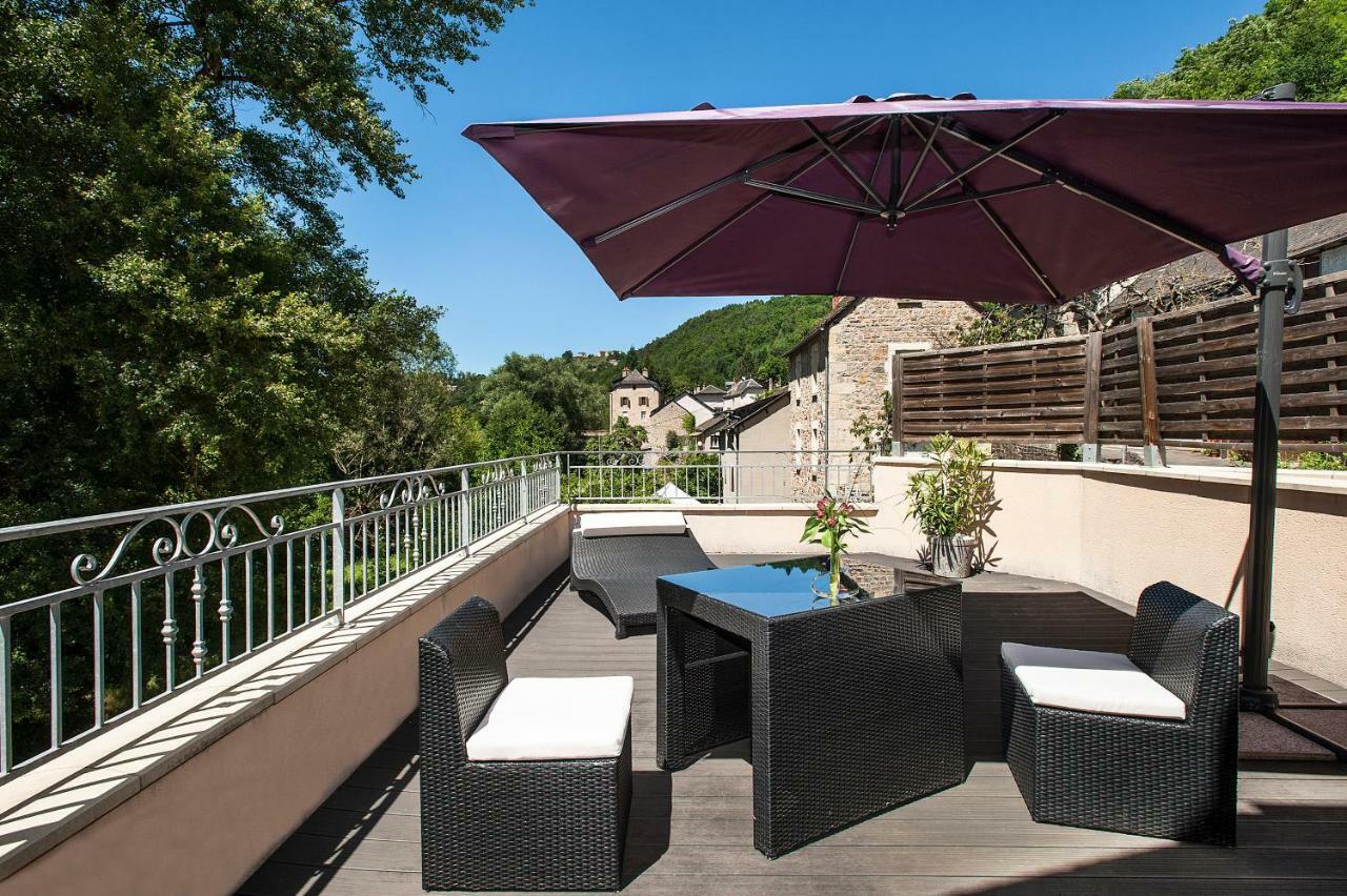 Logis Hotel Restaurant Les 2 Rives - A75, En Bordure De Riviere Banassac Kültér fotó